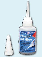Deluxe Materials - Plastic Kit Glue 20ml