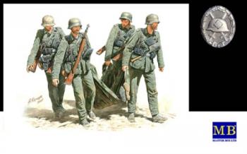 Masterbox 1:35 - 'Casualty Evacuation' German Infantry Stalingrad 1942