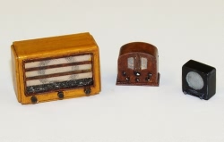 Plusmodel 1:35 - Old Radio