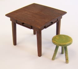 Plusmodel 1:35 - Table and Seat