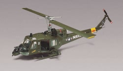 Revell Monogram 1:48 - Huey Hog (7021)